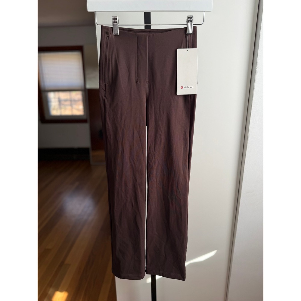 NWT Lululemon Smooth Fit Pull-On High-Rise Cropped Pant – Size 2 – Espresso